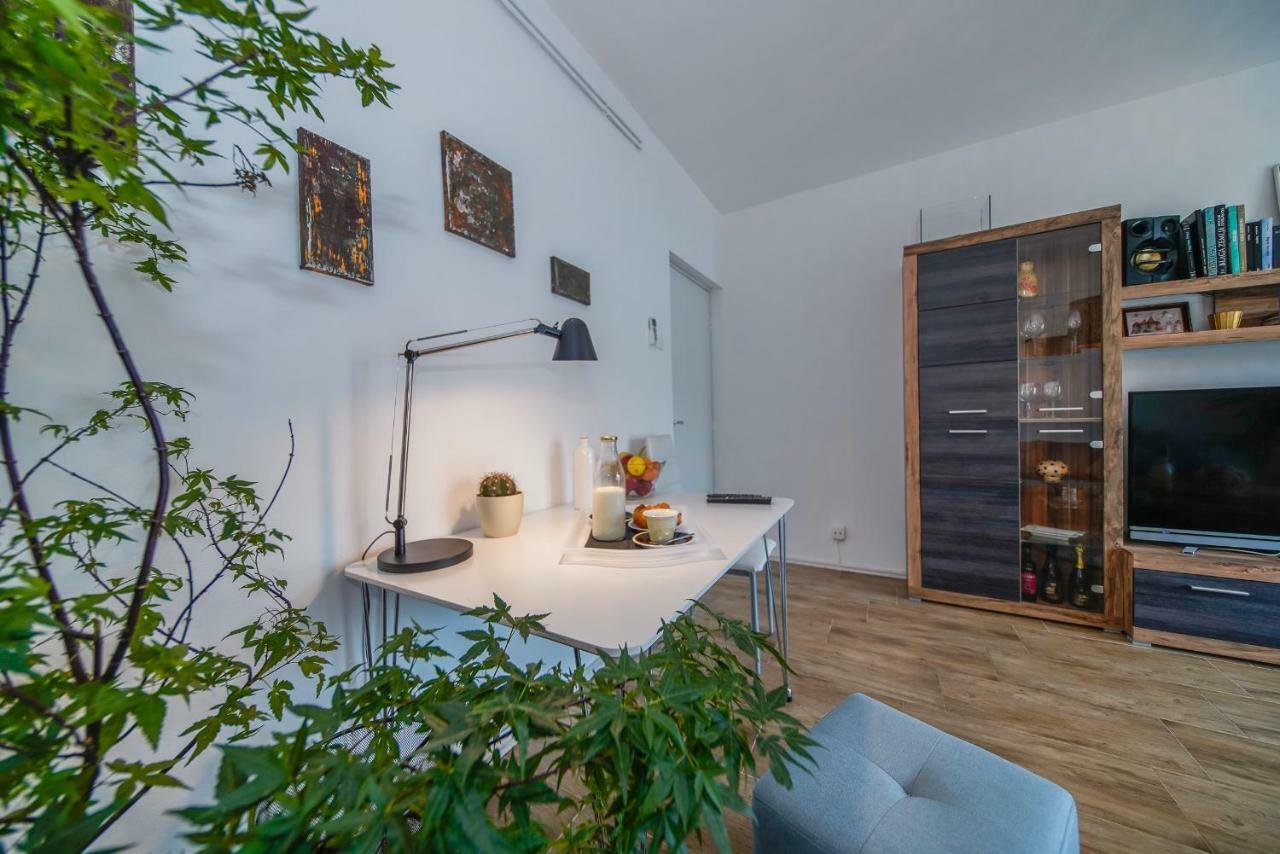 Apartment Happy Day Varazdin Exterior photo